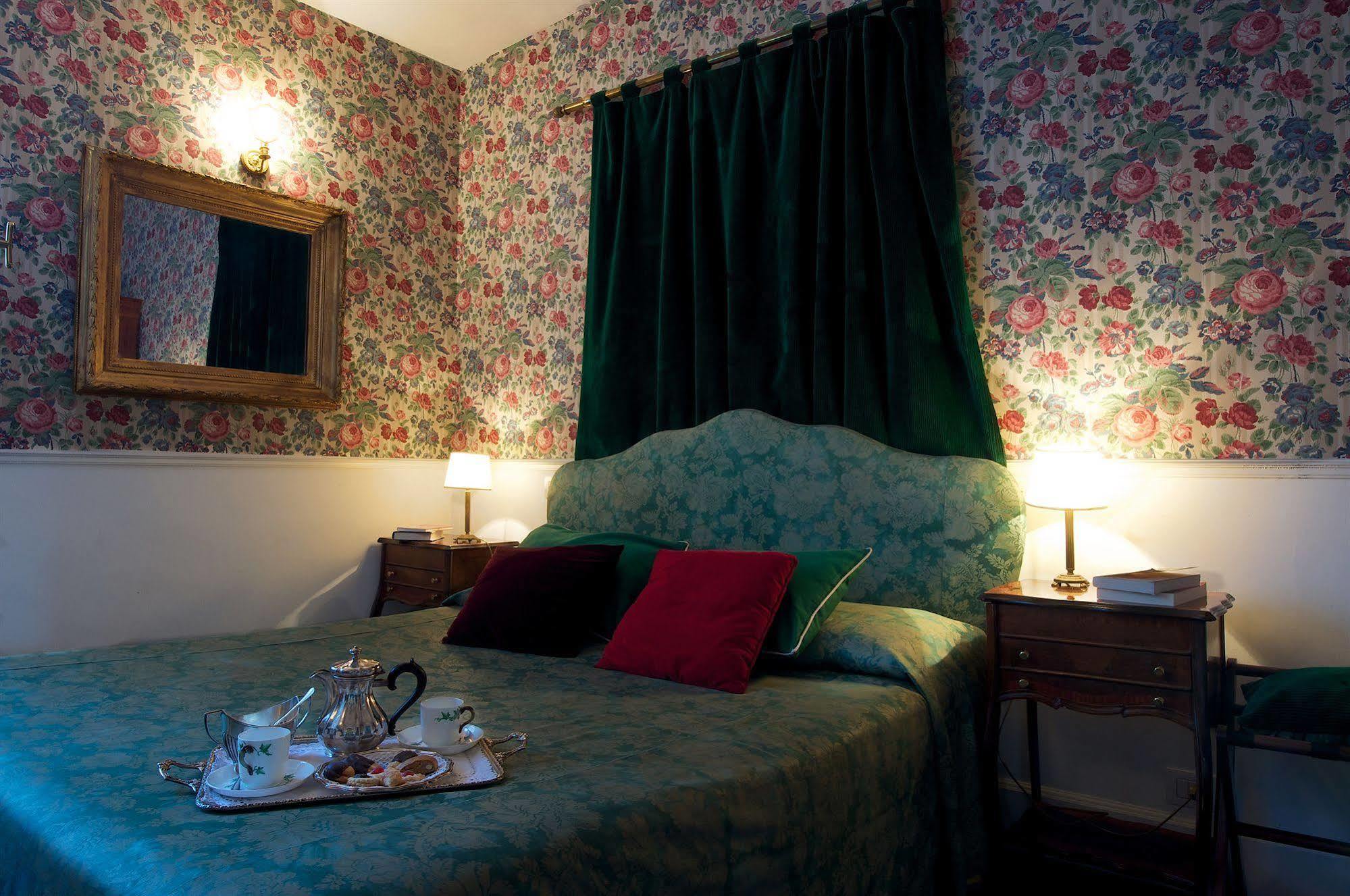 Guest House Arco Dei Tolomei Рим Екстер'єр фото